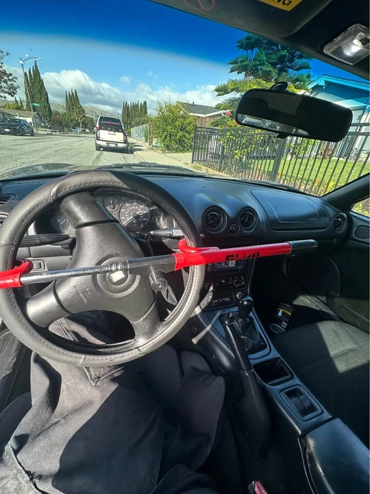 2000 Mazda NB MX-5 Miata - Image 6 of 7
