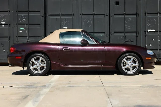 2000 Mazda NB MX-5 Miata - Image 3 of 19