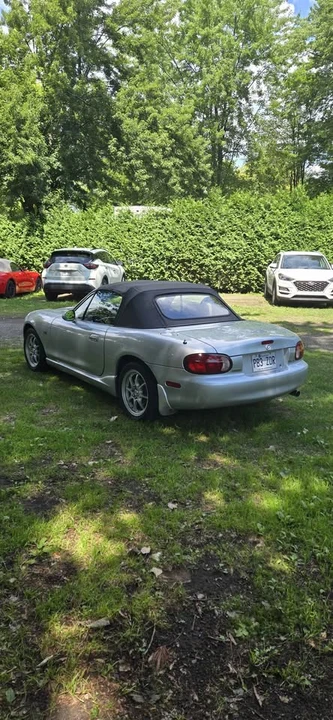 2000 Mazda NB MX-5 Miata - Image 2 of 4