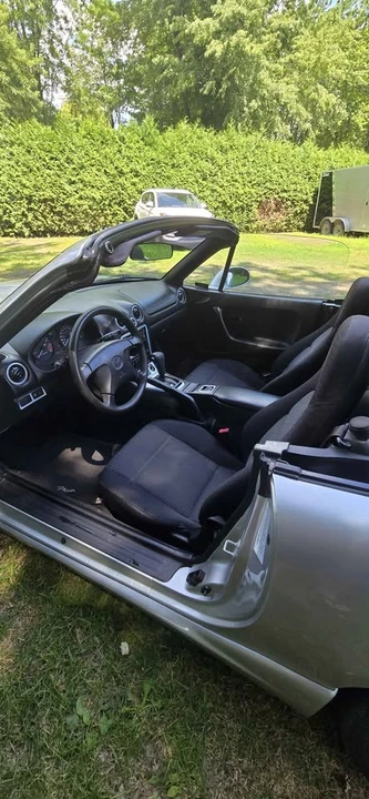 2000 Mazda NB MX-5 Miata - Image 3 of 4