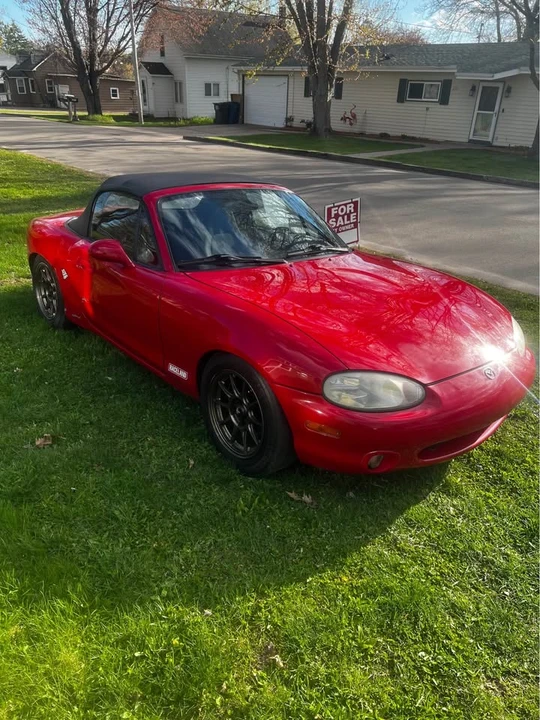 2000 Mazda NB MX-5 Miata - Image 2 of 4