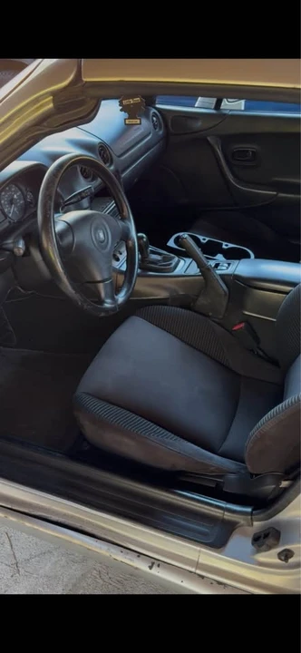 2000 Mazda NB MX-5 Miata - Image 2 of 4
