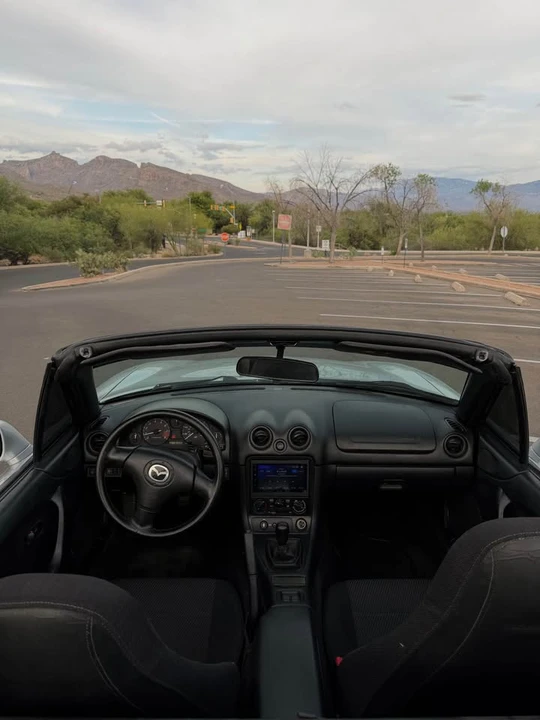 2000 Mazda NB MX-5 Miata - Image 12 of 18