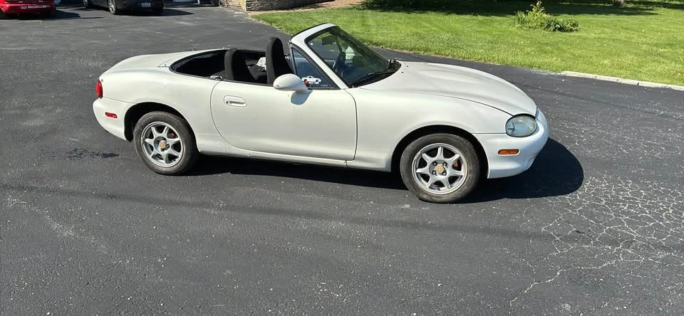 2000 Mazda NB MX-5 Miata - Image 7 of 9