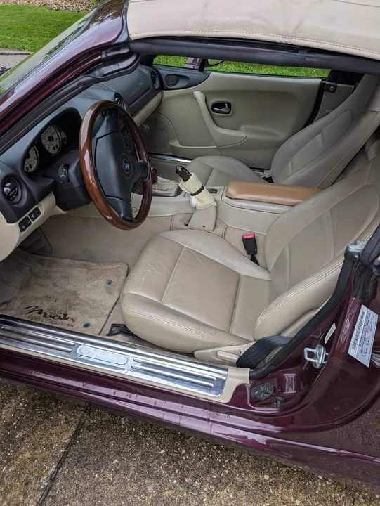 2000 Mazda NB MX-5 Miata - Image 6 of 14
