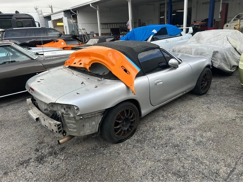 2000 Mazda NB MX-5 Miata - Image 12 of 14