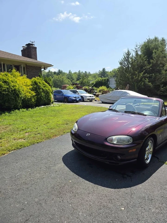 2000 Mazda NB MX-5 Miata - Image 2 of 2