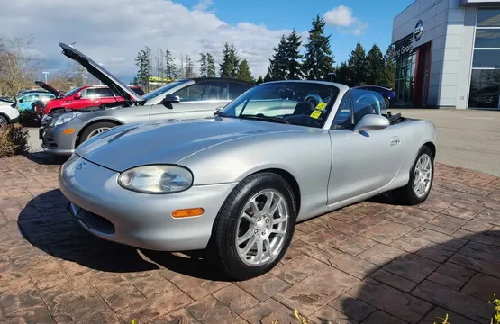 2000 Mazda MX-5 Miata
