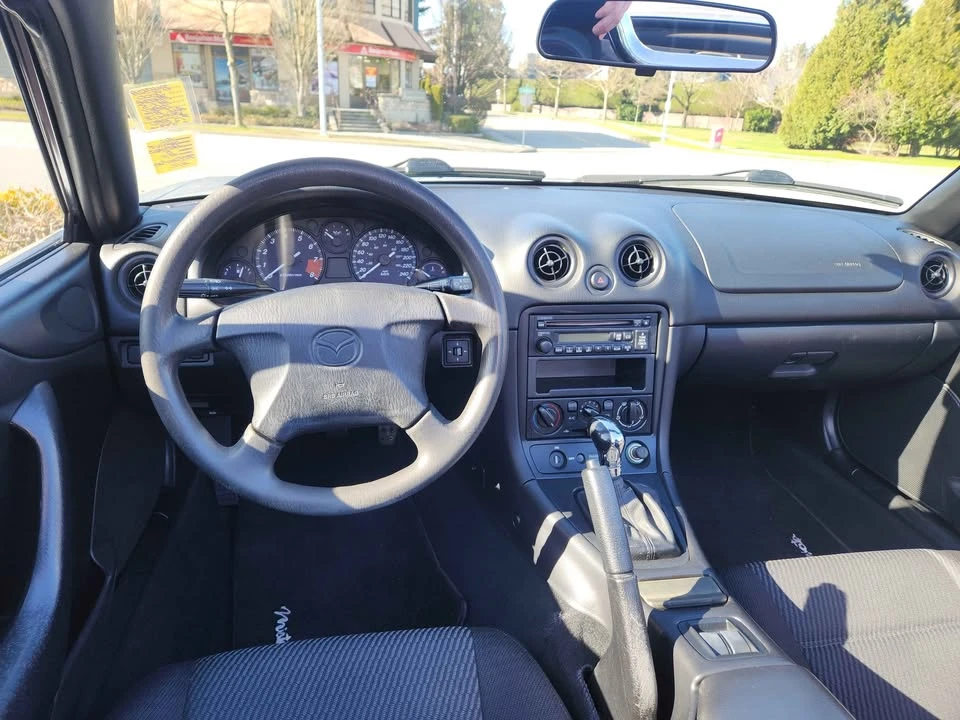 2000 Mazda NB MX-5 Miata - Image 6 of 8