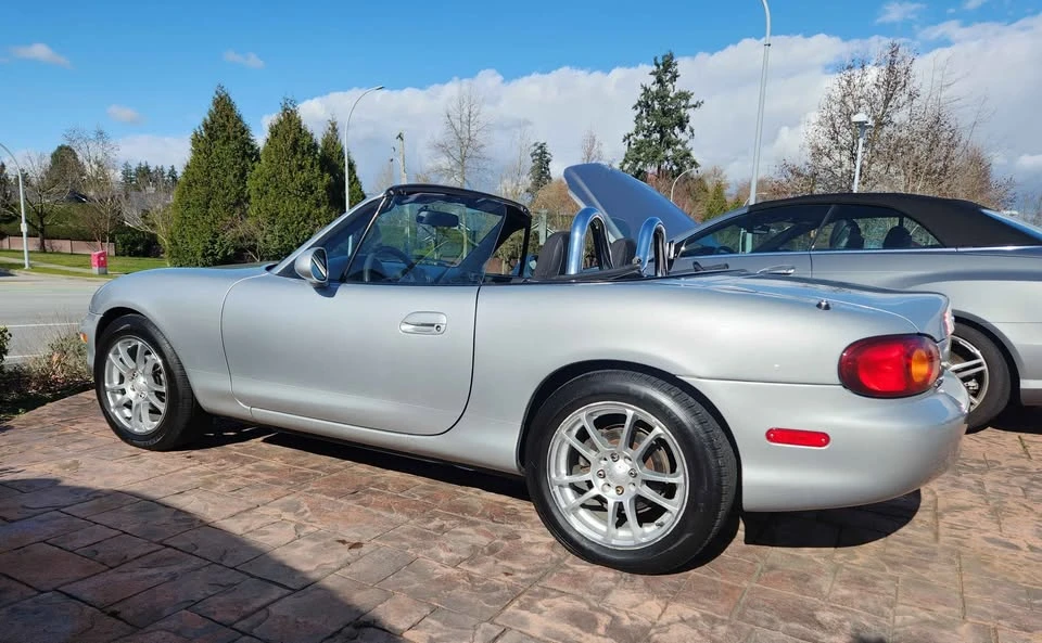 2000 Mazda NB MX-5 Miata - Image 2 of 8