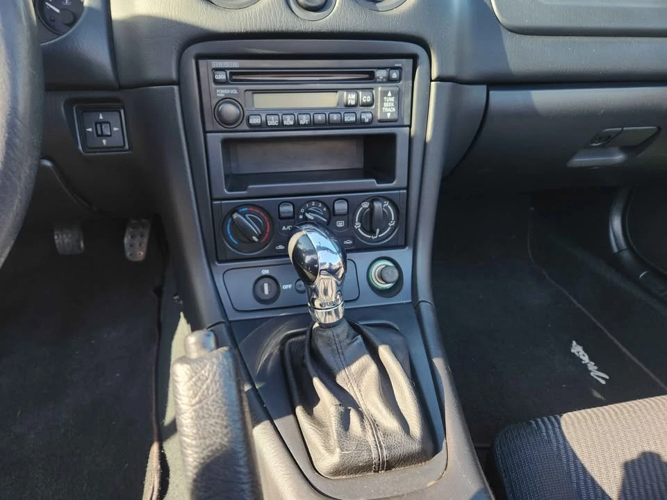 2000 Mazda NB MX-5 Miata - Image 8 of 8