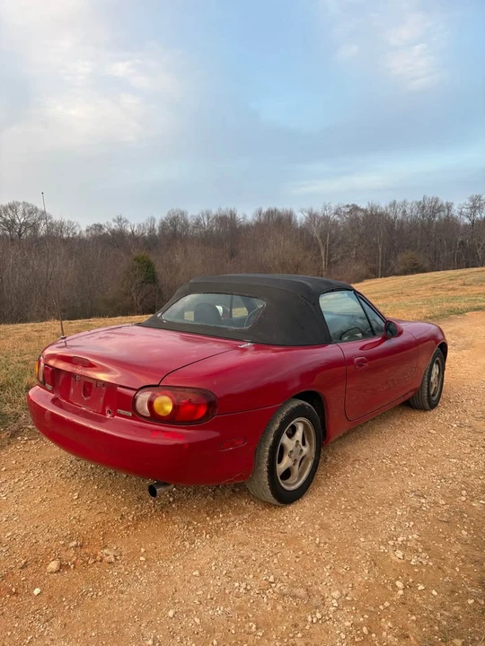 2000 Mazda NB MX-5 Miata - Image 3 of 8