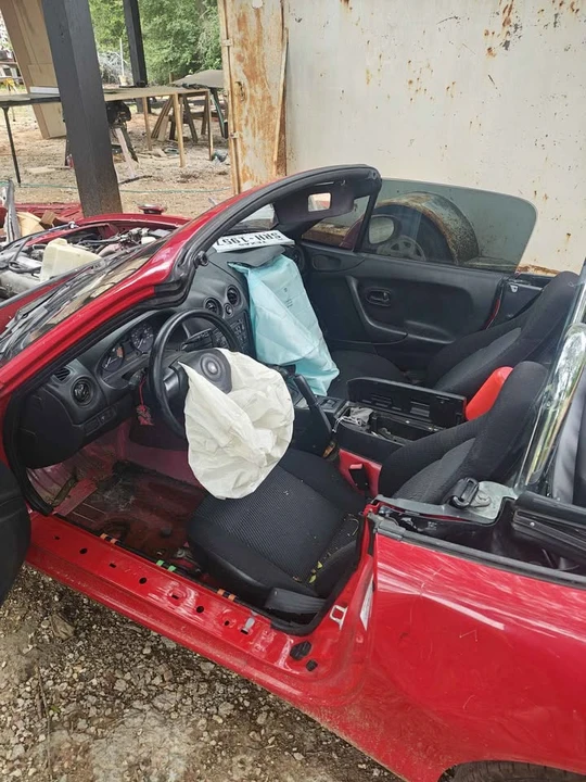 2000 Mazda NB MX-5 Miata - Image 11 of 13