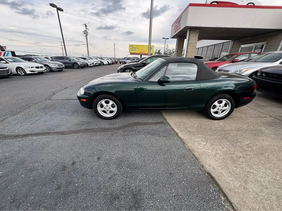 2000 Mazda NB MX-5 Miata - Image 2 of 5