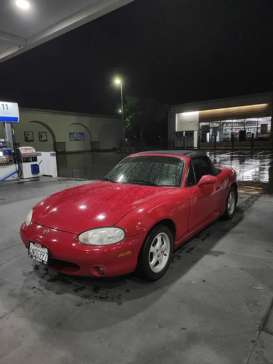 2000 Mazda NB MX-5 Miata - Image 3 of 4