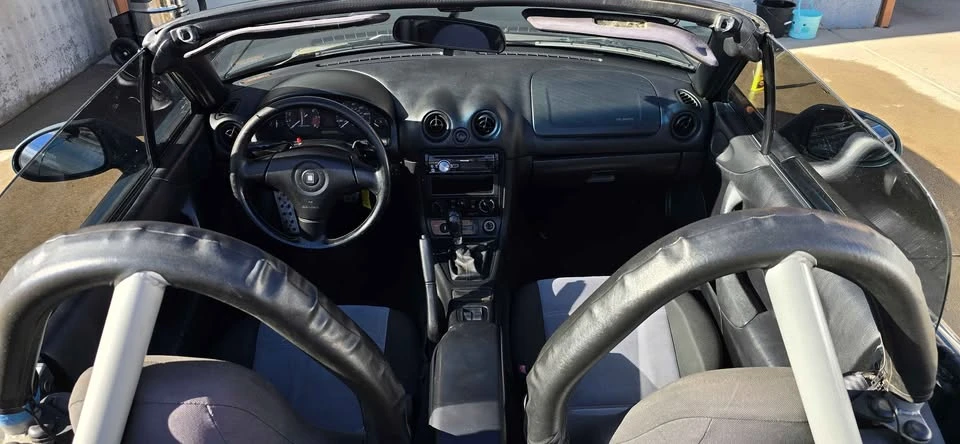 2000 Mazda NB MX-5 Miata - Image 6 of 10