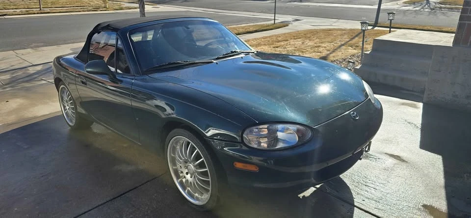 2000 Mazda NB MX-5 Miata - Image 2 of 10