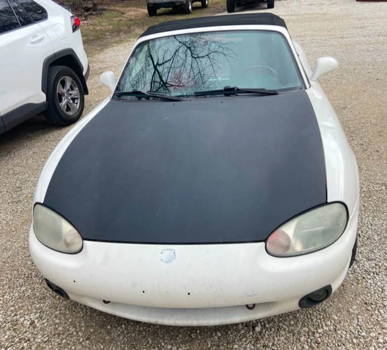 2000 Mazda NB MX-5 Miata - Image 2 of 11