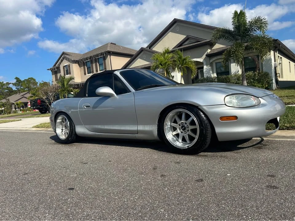 2000 Mazda NB MX-5 Miata - Image 3 of 5