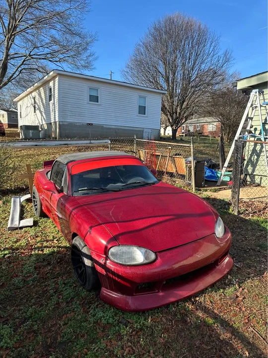2000 Mazda NB MX-5 Miata - Image 2 of 8