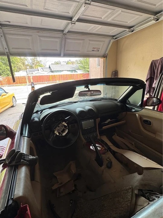 2000 Mazda NB MX-5 Miata - Image 3 of 6