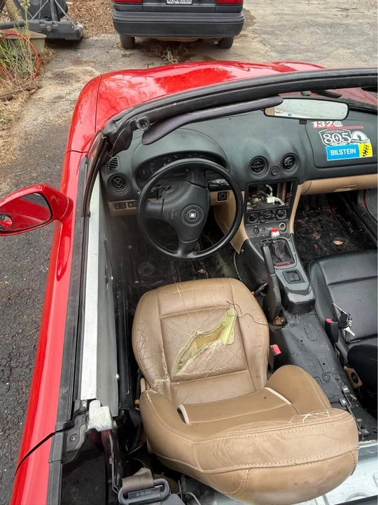 2000 Mazda NB MX-5 Miata - Image 14 of 18