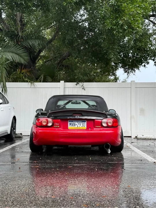 2000 Mazda NB MX-5 Miata - Image 5 of 6