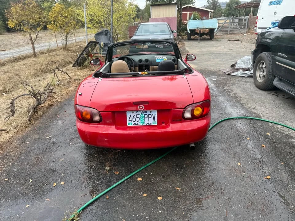 2000 Mazda NB MX-5 Miata - Image 6 of 18