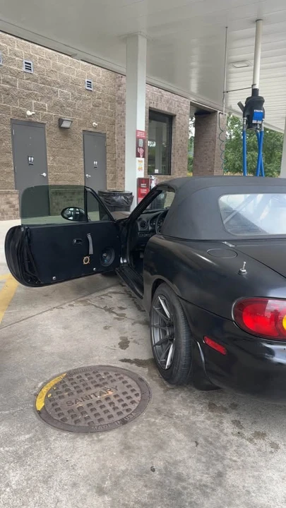 2000 Mazda NB MX-5 Miata - Image 10 of 13
