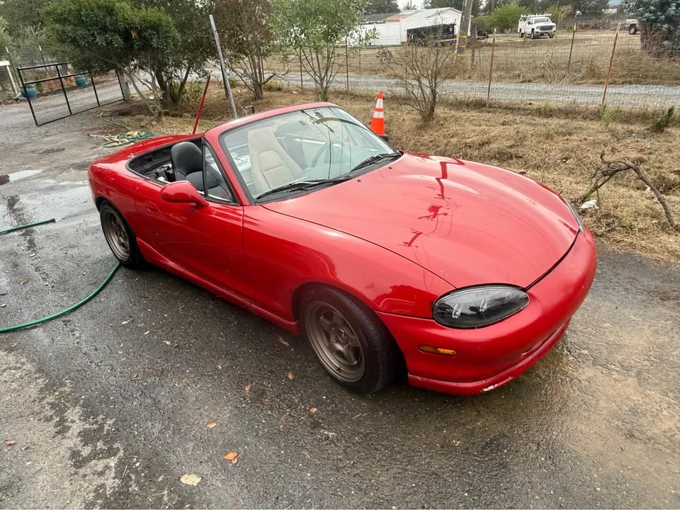 2000 Mazda NB MX-5 Miata - Image 10 of 18