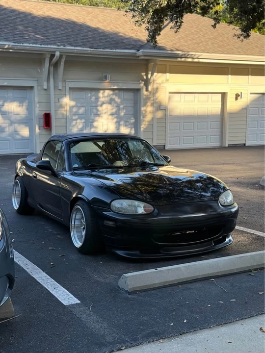 2000 Mazda NB MX-5 Miata - Image 3 of 6