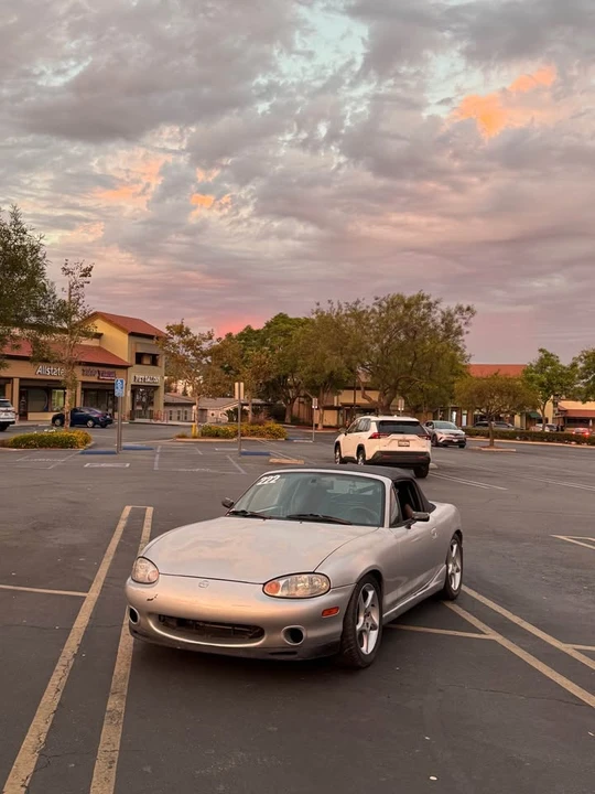 2000 Mazda NB MX-5 Miata - Image 4 of 13