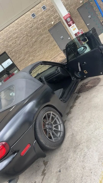 2000 Mazda NB MX-5 Miata - Image 13 of 13