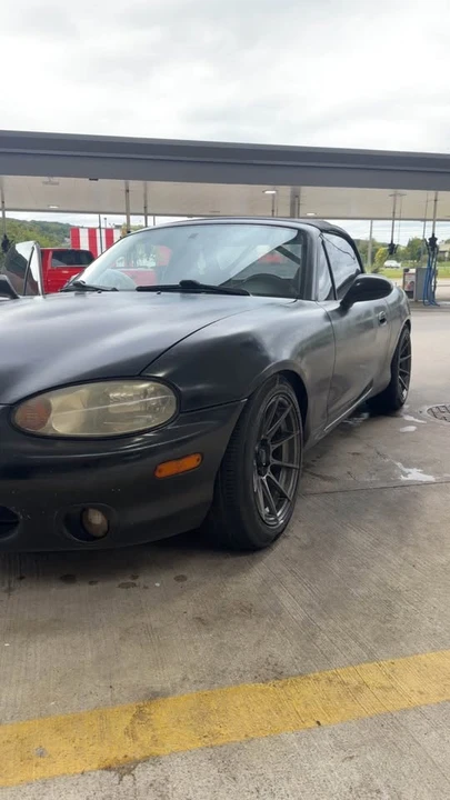 2000 Mazda NB MX-5 Miata - Image 11 of 13