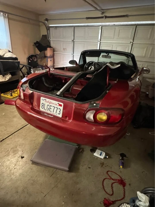 2000 Mazda NB MX-5 Miata - Image 5 of 6