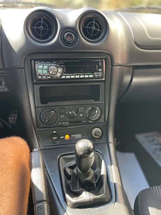 2000 Mazda NB MX-5 Miata - Image 4 of 7