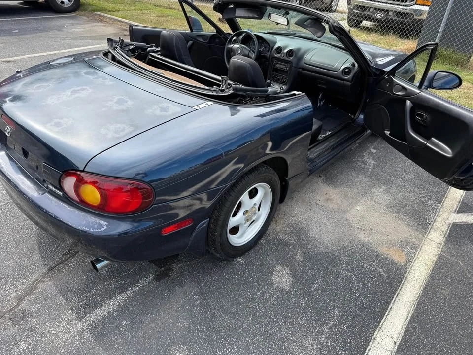 2000 Mazda NB MX-5 Miata - Image 4 of 12