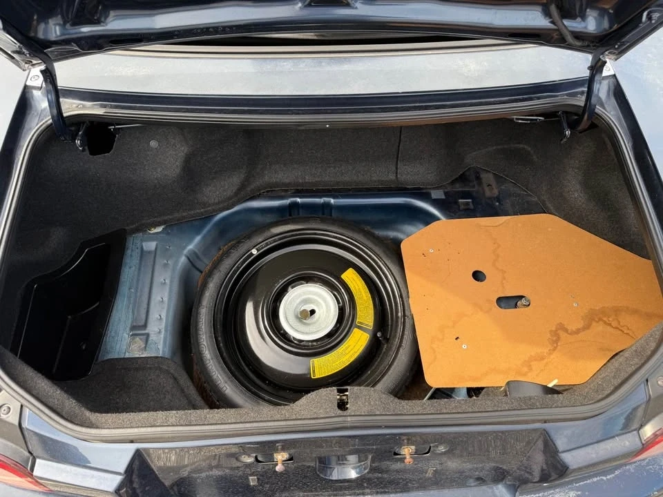 2000 Mazda NB MX-5 Miata - Image 11 of 12