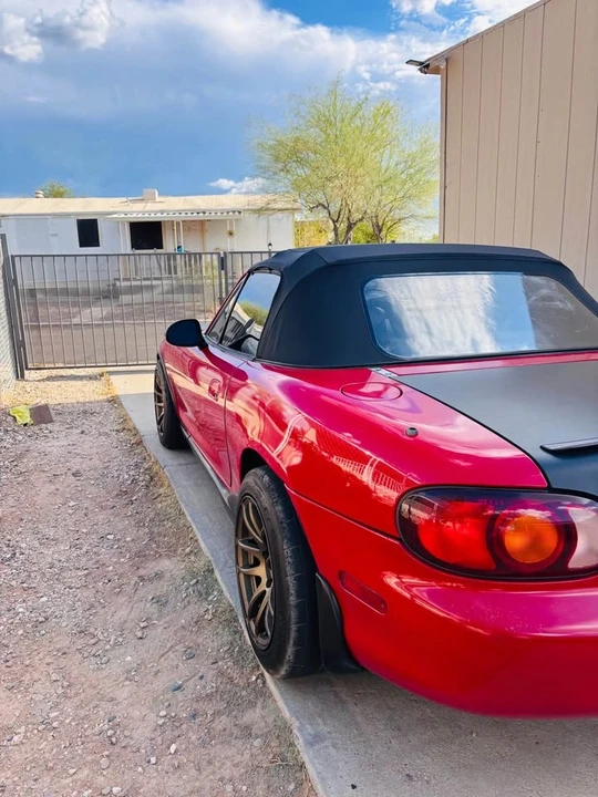 2000 Mazda NB MX-5 Miata - Image 3 of 5