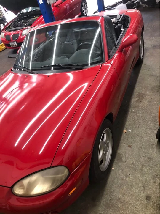 2000 Mazda NB MX-5 Miata - Image 2 of 4