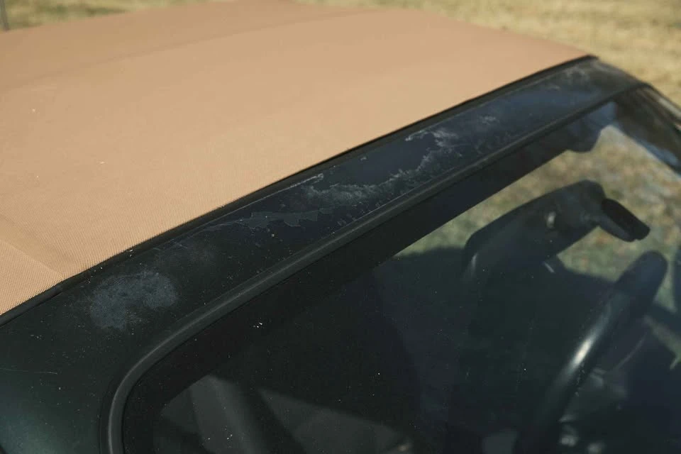 2000 Mazda NB MX-5 Miata - Image 15 of 20