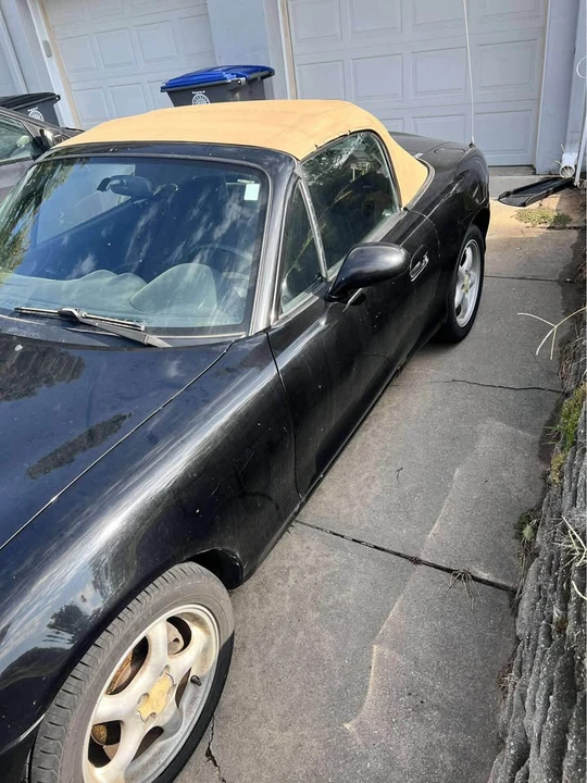 2000 Mazda NB MX-5 Miata - Image 2 of 9