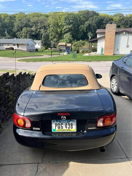2000 Mazda NB MX-5 Miata - Image 3 of 9