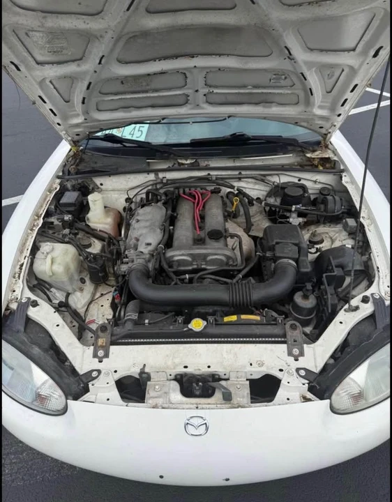 2000 Mazda NB MX-5 Miata - Image 7 of 11