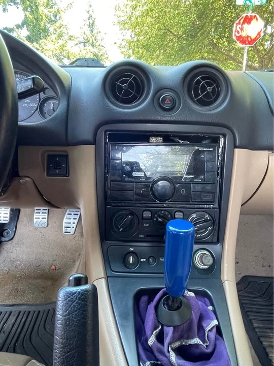 2000 Mazda NB MX-5 Miata - Image 11 of 18