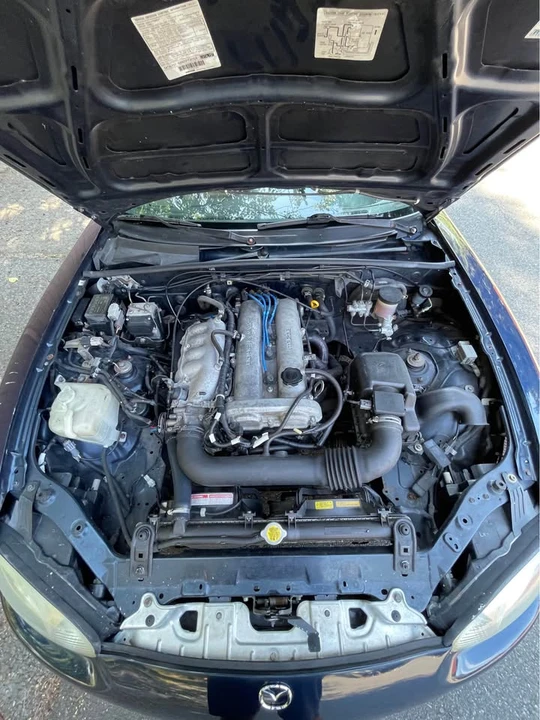 2000 Mazda NB MX-5 Miata - Image 14 of 18