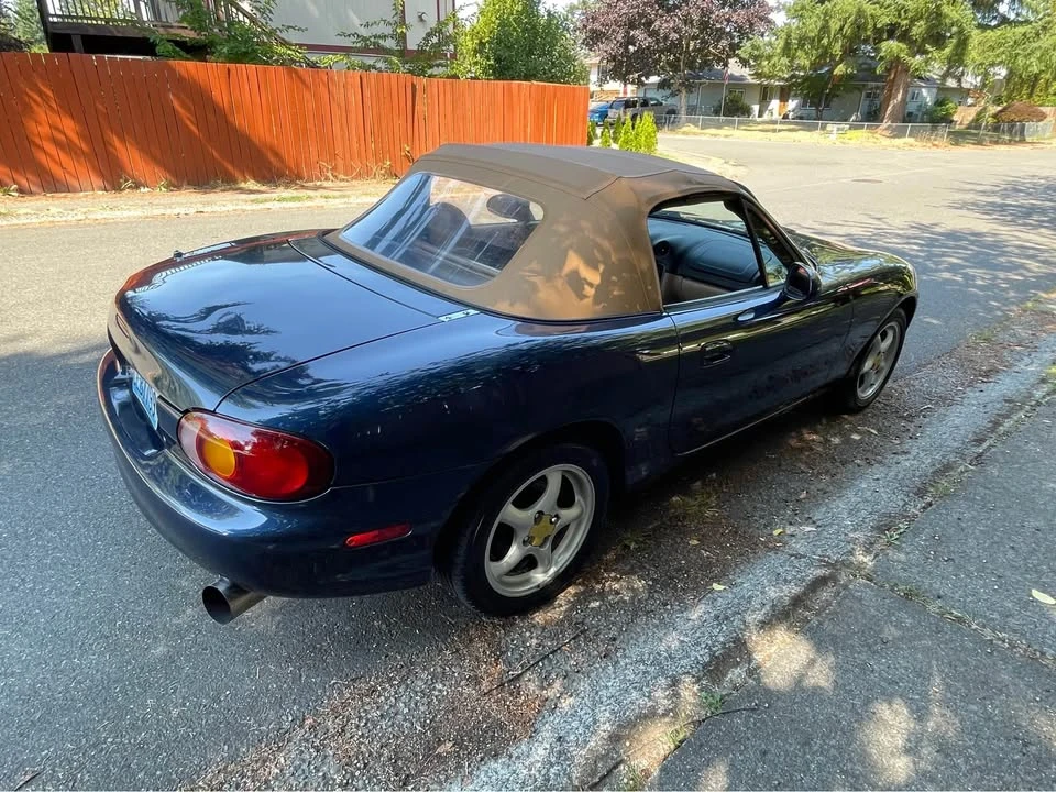 2000 Mazda NB MX-5 Miata - Image 7 of 18