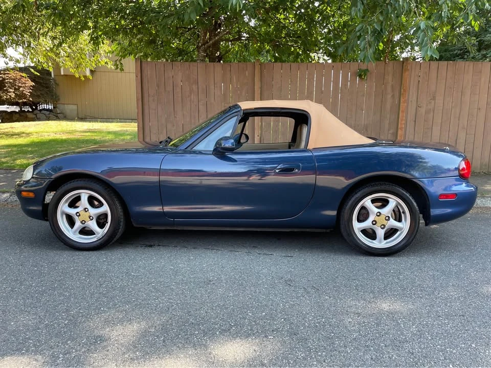 2000 Mazda NB MX-5 Miata - Image 2 of 18