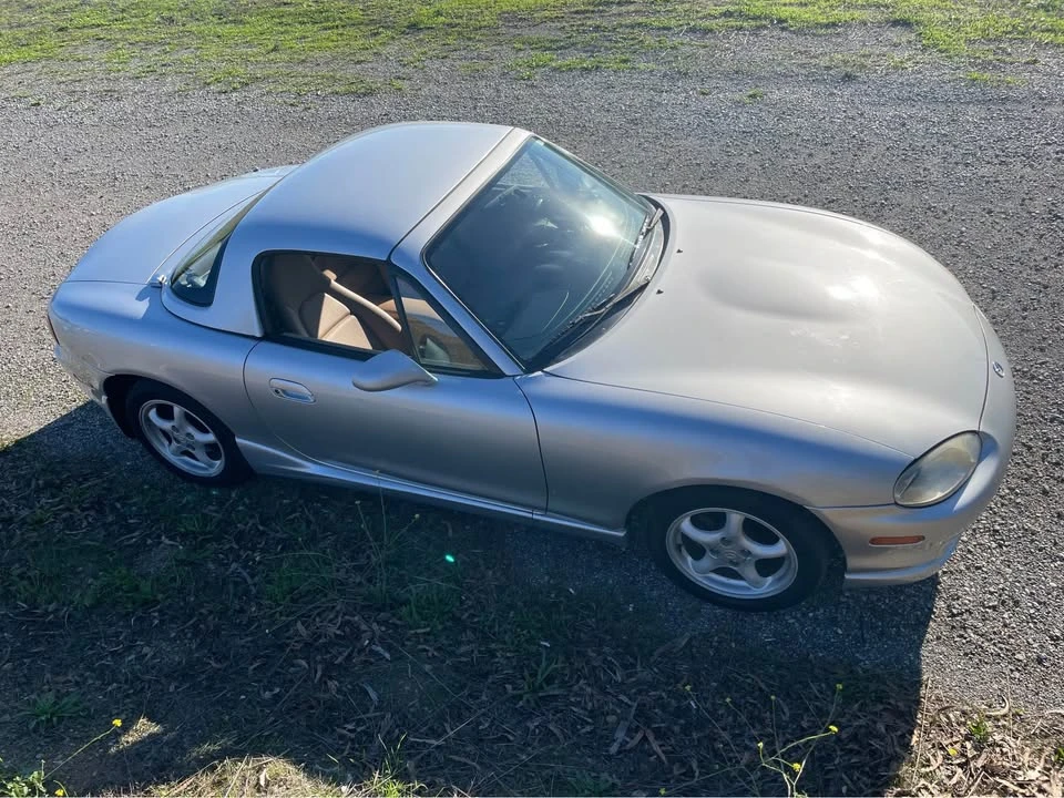 2000 Mazda NB MX-5 Miata - Image 11 of 18