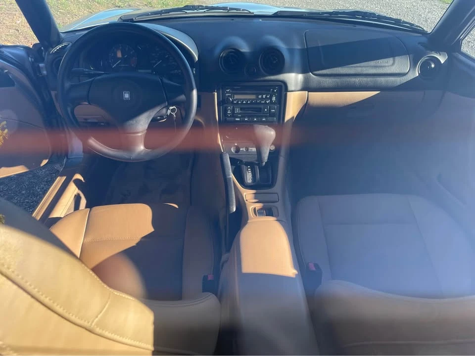 2000 Mazda NB MX-5 Miata - Image 5 of 18